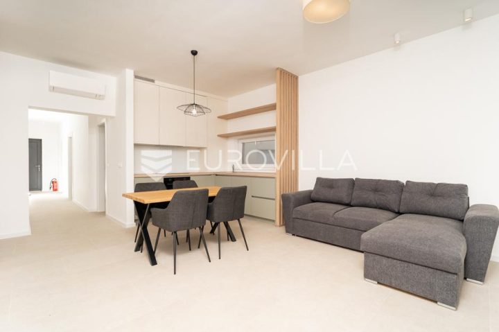 Appartamento in vendita 75 m² – Kožino