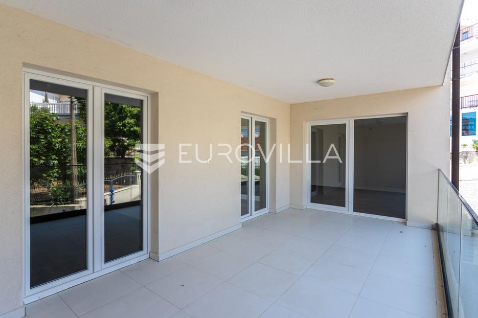 Flat For sale -  Okrug