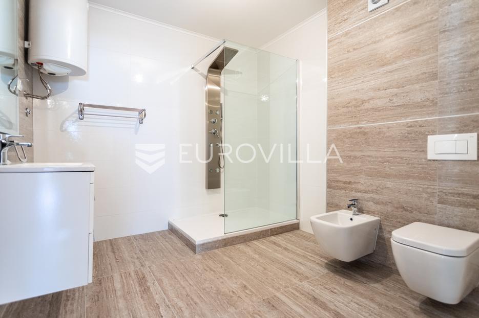 Flat For sale -  Okrug