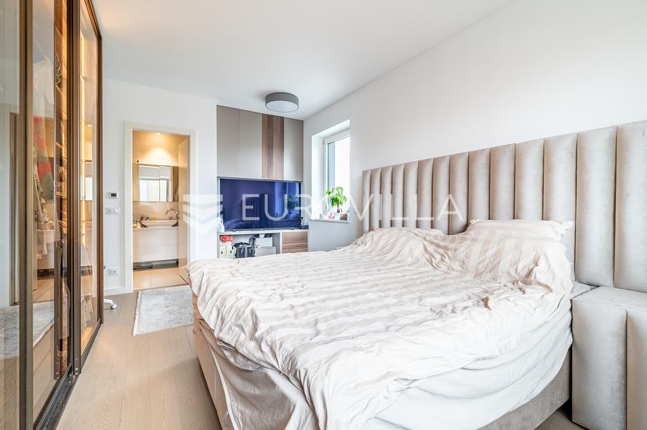 Appartement À vendre -  Peščenica - Žitnjak