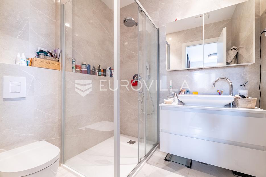 Appartement À vendre -  Peščenica - Žitnjak