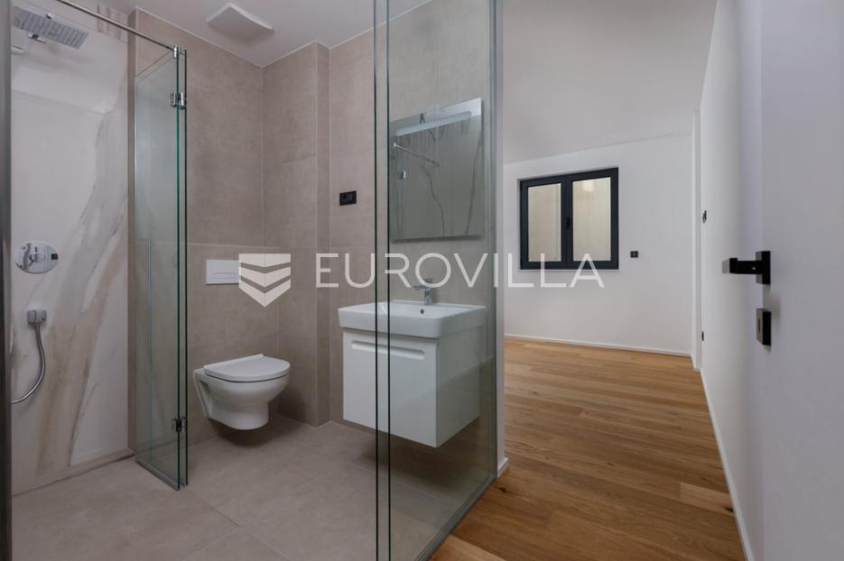Apartmán Na prodej -  Lovran