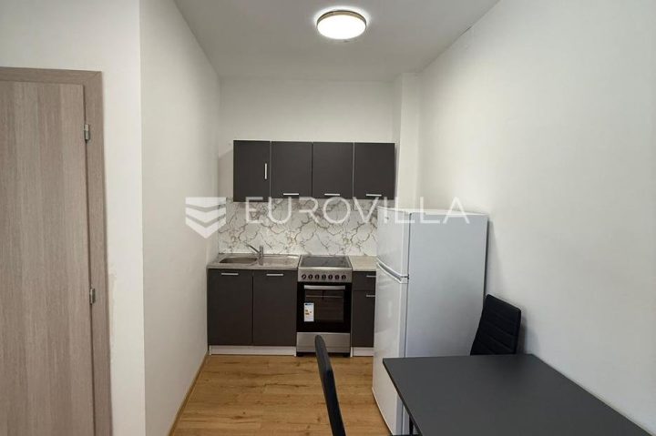 Kuća na prodaju 70 m² – Banija