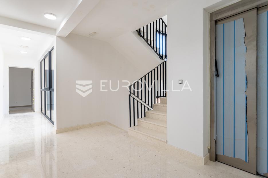 Apartmán Na prodej -  Okrug