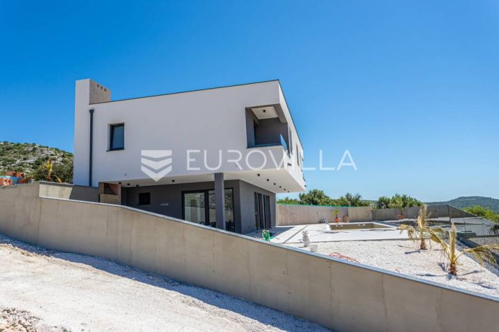 Dom na predaj 255 m² – Rogoznica