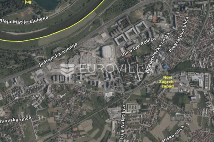 Kuća na prodaju 8 m² – Lanište