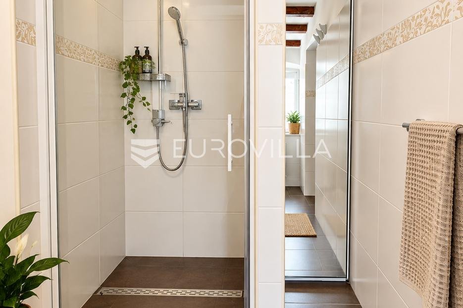 Appartement À vendre - Primorsko-goranska Cres