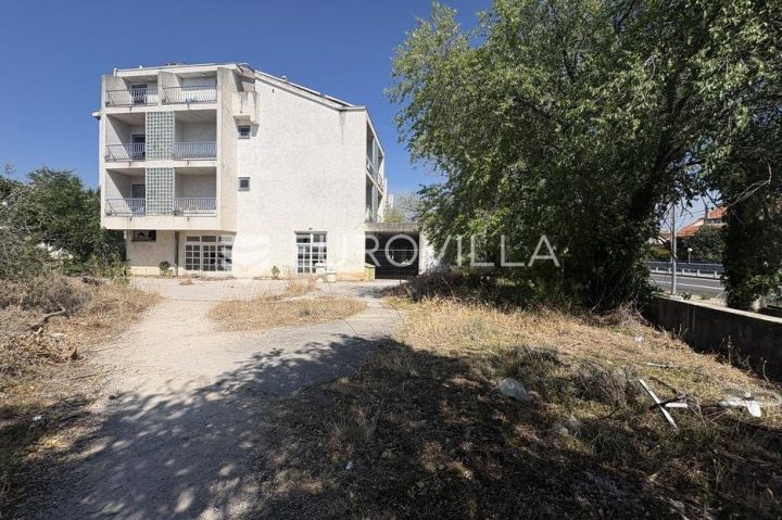Hotel na prodej 1459 m² – Vodice