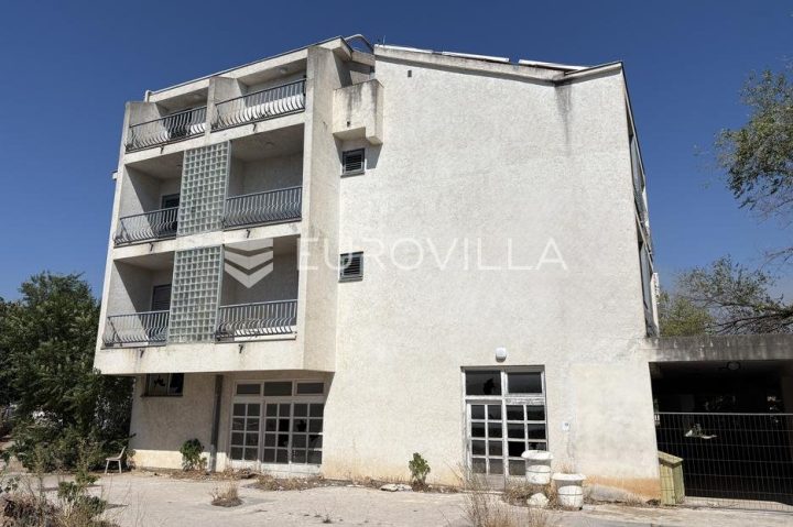 Hotel Na prodej - šibensko-kninska Vodice - foto 2/8