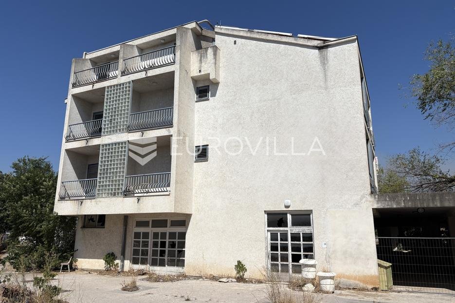 Hotel Na prodej - Šibensko-kninska Vodice