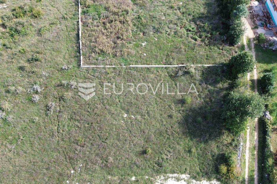 Land For sale - Istarska Marčana