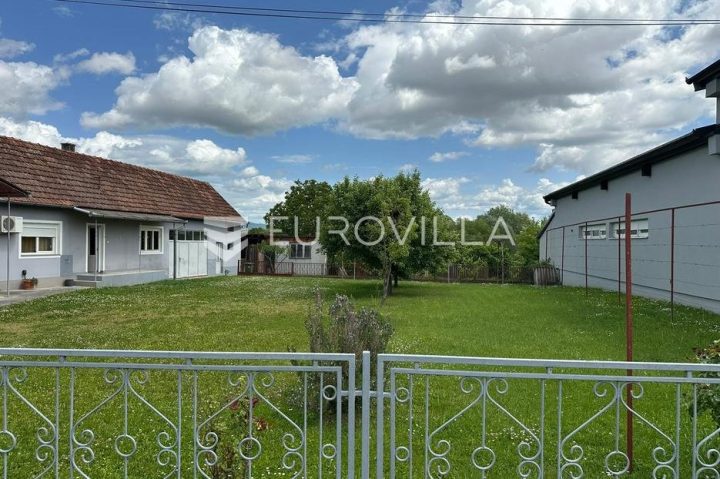 Hiša Naprodaj - Požeško-slavonska Požega - Okolica - foto 4/7