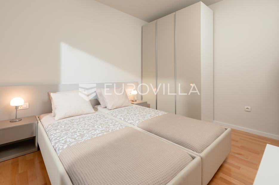 Stan Za najam - Splitsko-dalmatinska Split