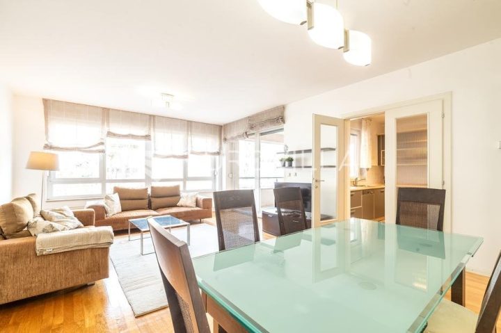 Flat For rent - Grad Zagreb Donji Grad - foto 3/11