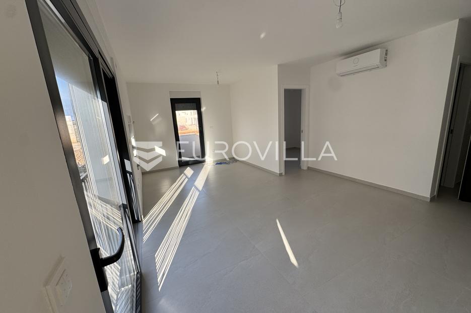 Appartamento In vendita -  Povljana