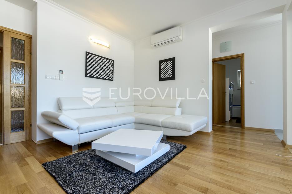 Apartmán Na predaj - Dubrovačko-neretvanska Slivno
