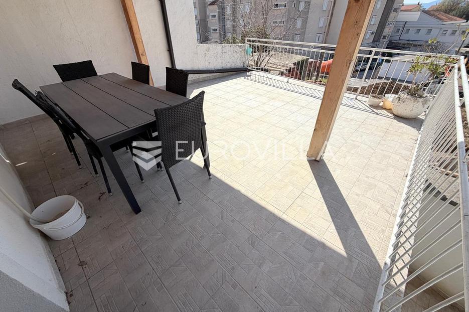 Maison À vendre - Primorsko-goranska Novi Vinodolski