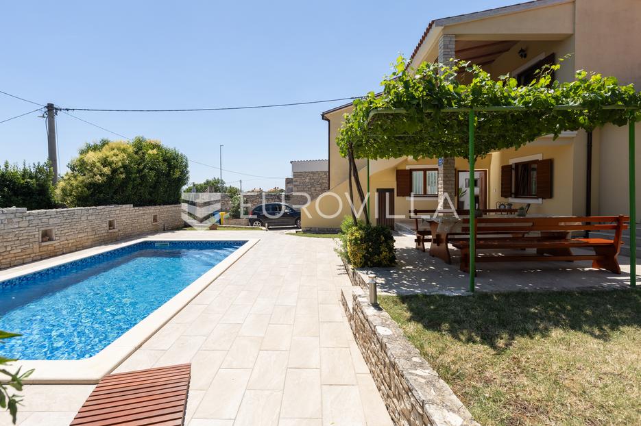 House For sale -  Ližnjan