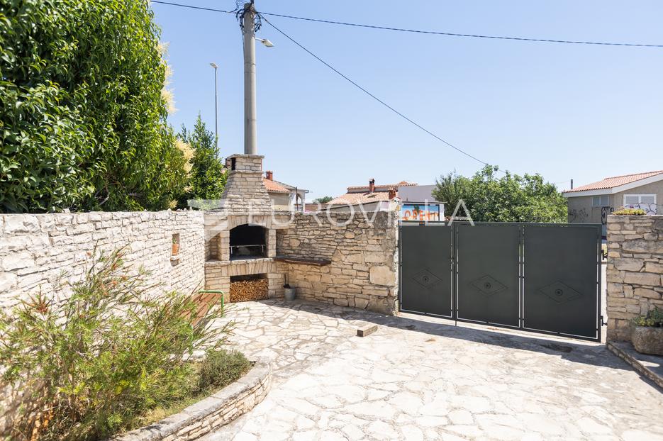 House For sale -  Ližnjan