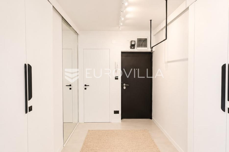Flat For sale - Primorsko-goranska Rijeka