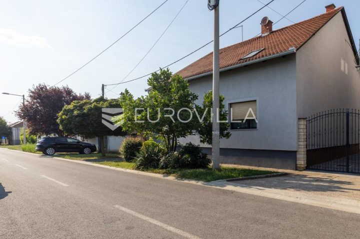 Dům Na prodej - Brodsko-posavska Slavonski Brod - foto 2/20
