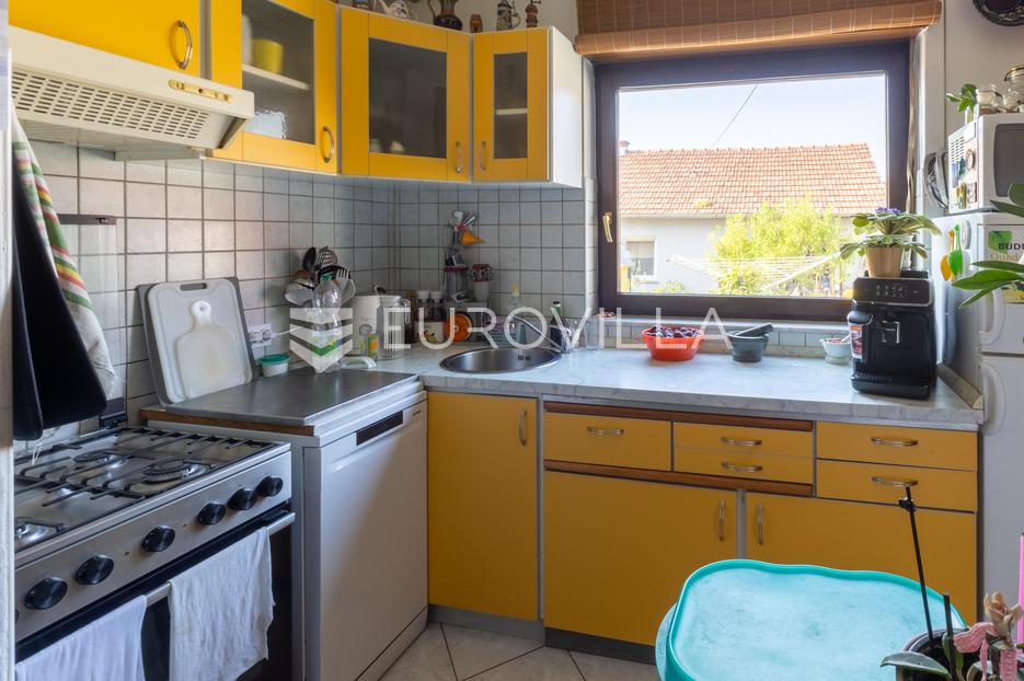 Casa In vendita - Brodsko-posavska Slavonski Brod