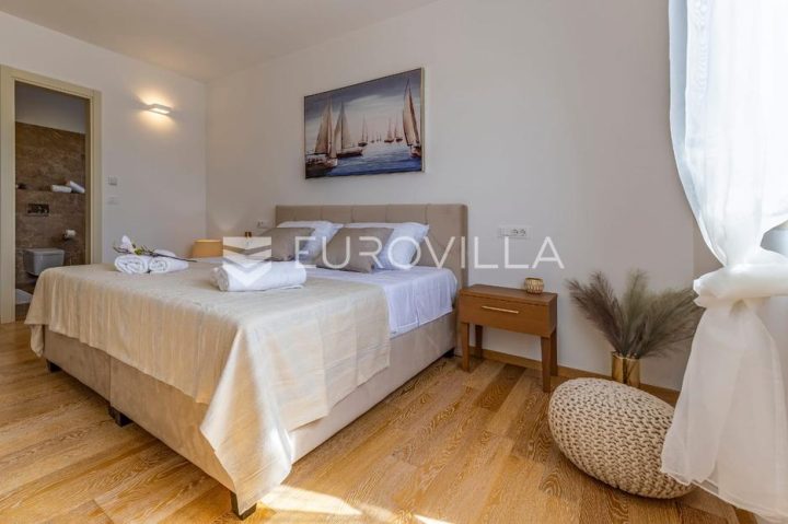 Stan Na prodaju - Istarska Rovinj - foto 5/15