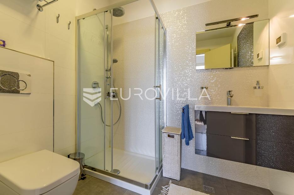 Apartment Zu verkaufen -  Rovinj