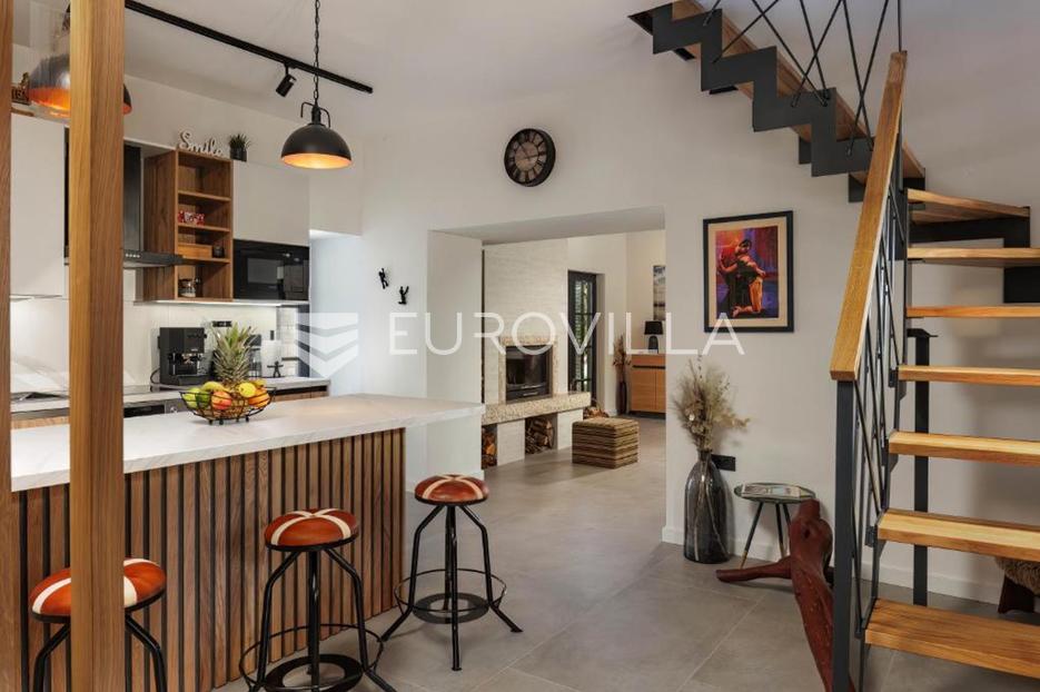 Haus Zu verkaufen -  Labin
