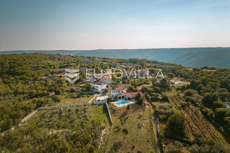 Hiša Naprodaj - Istarska Labin