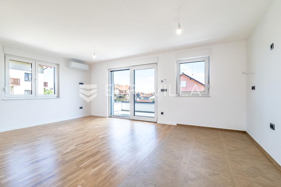House For sale - Grad Zagreb Podsused - Vrapče - foto 2/17