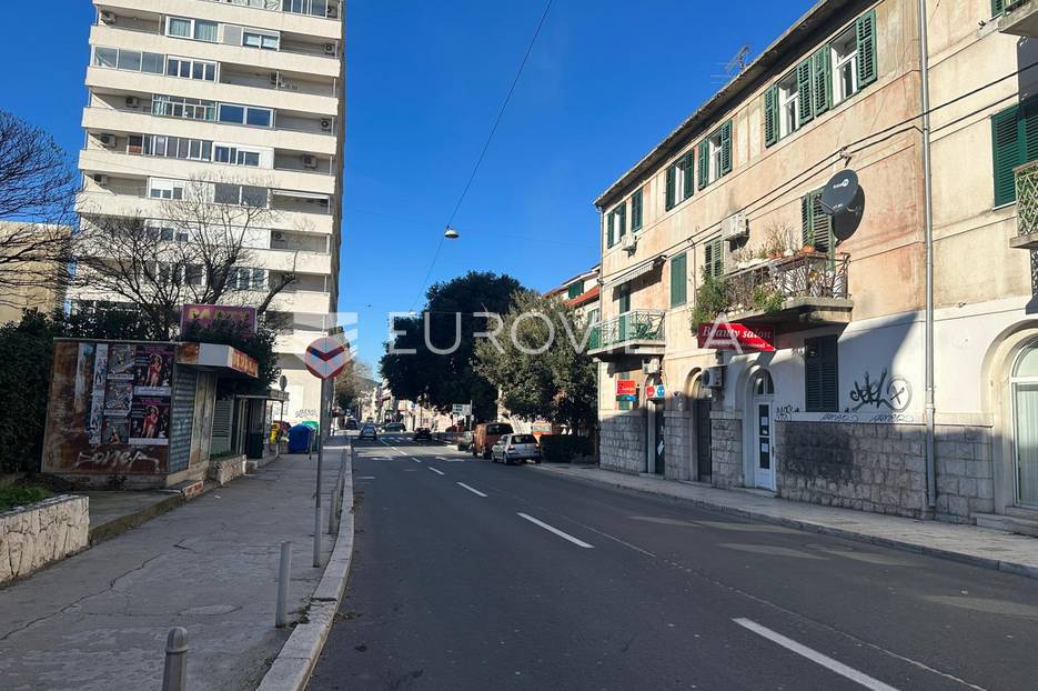 Commerciale In vendita -  Split