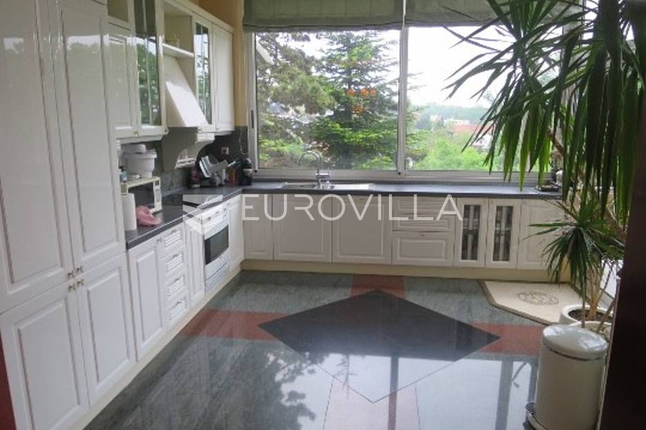 Maison À vendre -  Gornji Grad - Medveščak