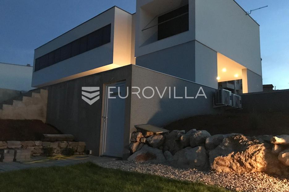 Casa In vendita -  Krk