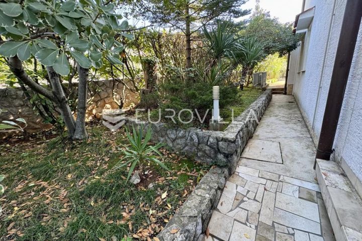 Haus Zu verkaufen - Primorsko-goranska Malinska-dubašnica - foto 5/55