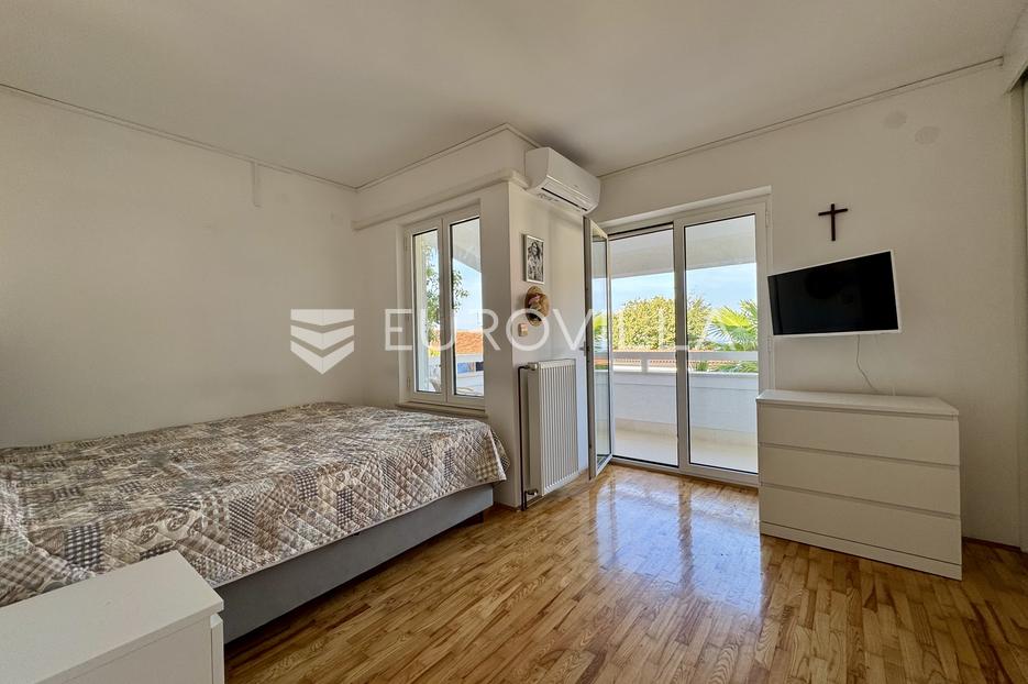 Haus Zu verkaufen -  Malinska-Dubašnica