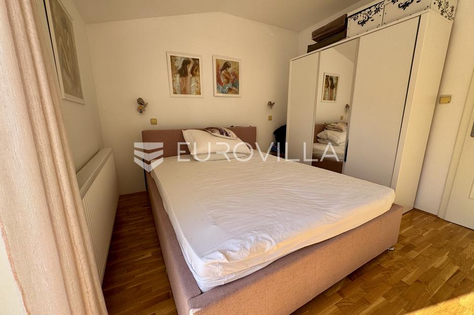 Haus Zu verkaufen -  Malinska-Dubašnica