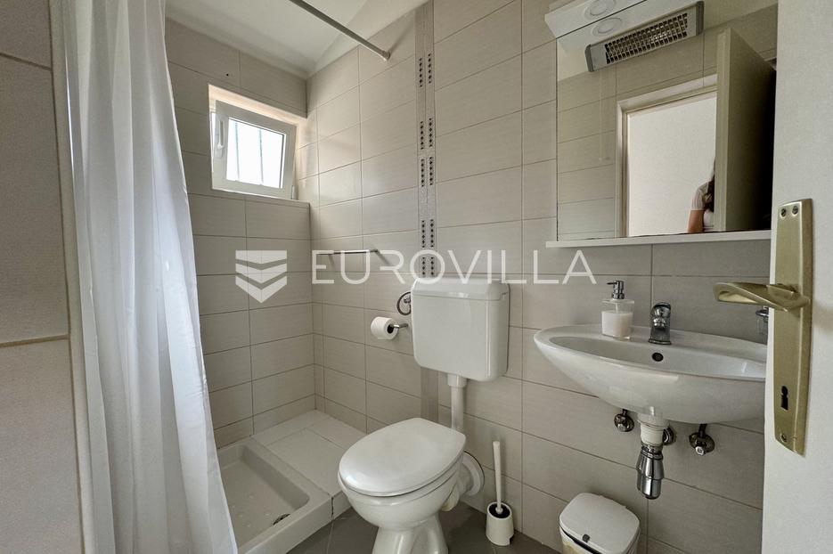 Haus Zu verkaufen -  Malinska-Dubašnica