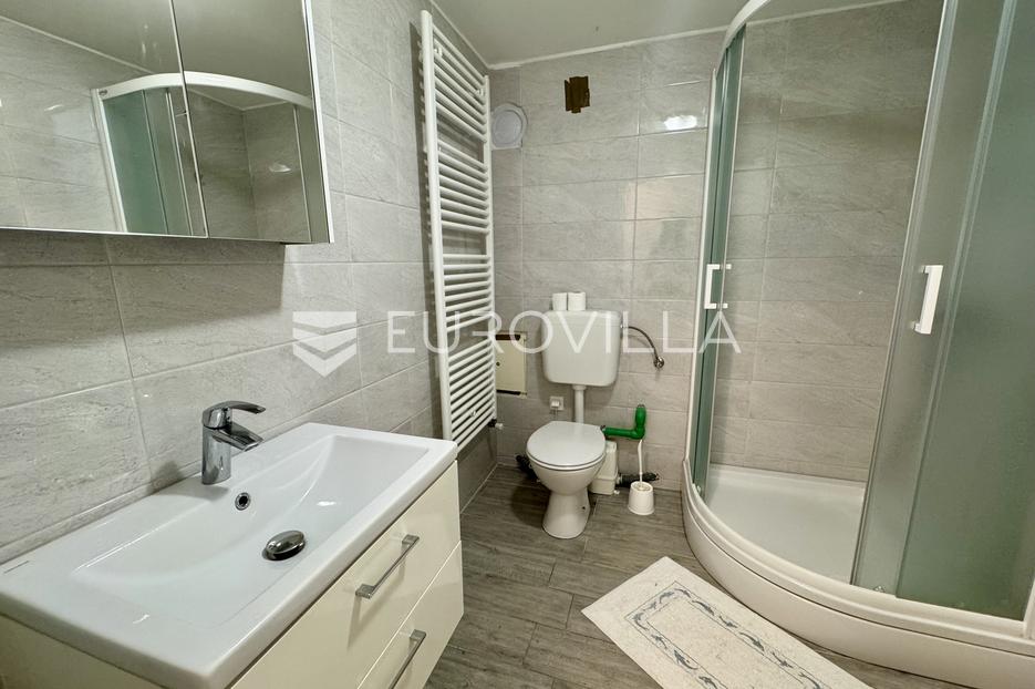 Haus Zu verkaufen -  Malinska-Dubašnica