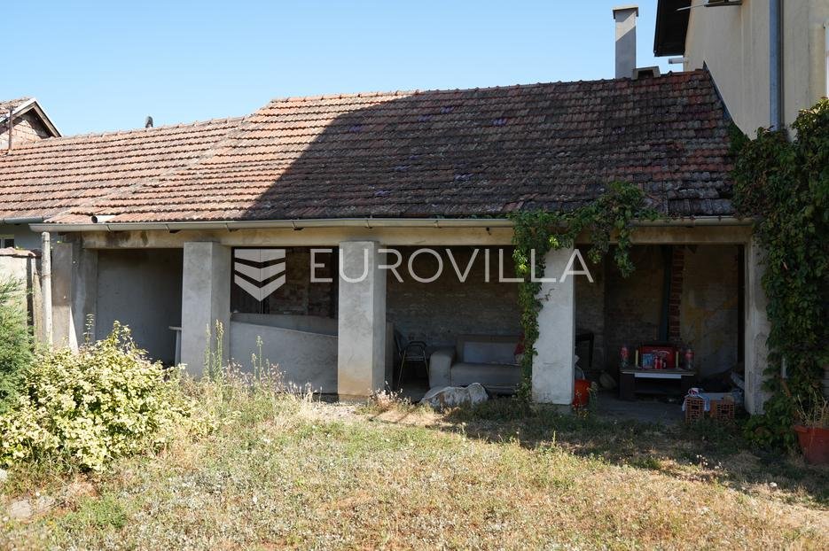 Kuća Na prodaju - Vukovarsko-srijemska Vinkovci