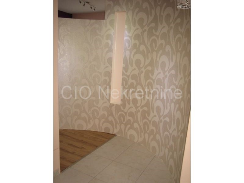 Business premises For rent - SPLITSKO-DALMATINSKA  SPLIT 