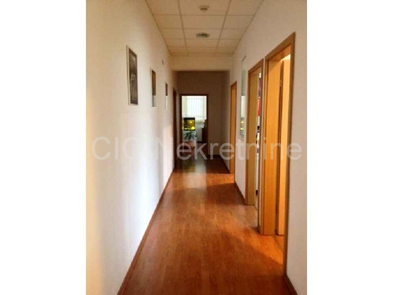 Business premises For sale