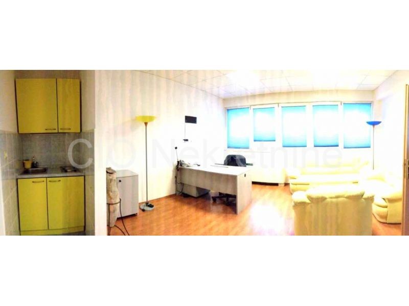 Business premises For sale - SPLITSKO-DALMATINSKA  KAŠTELA 