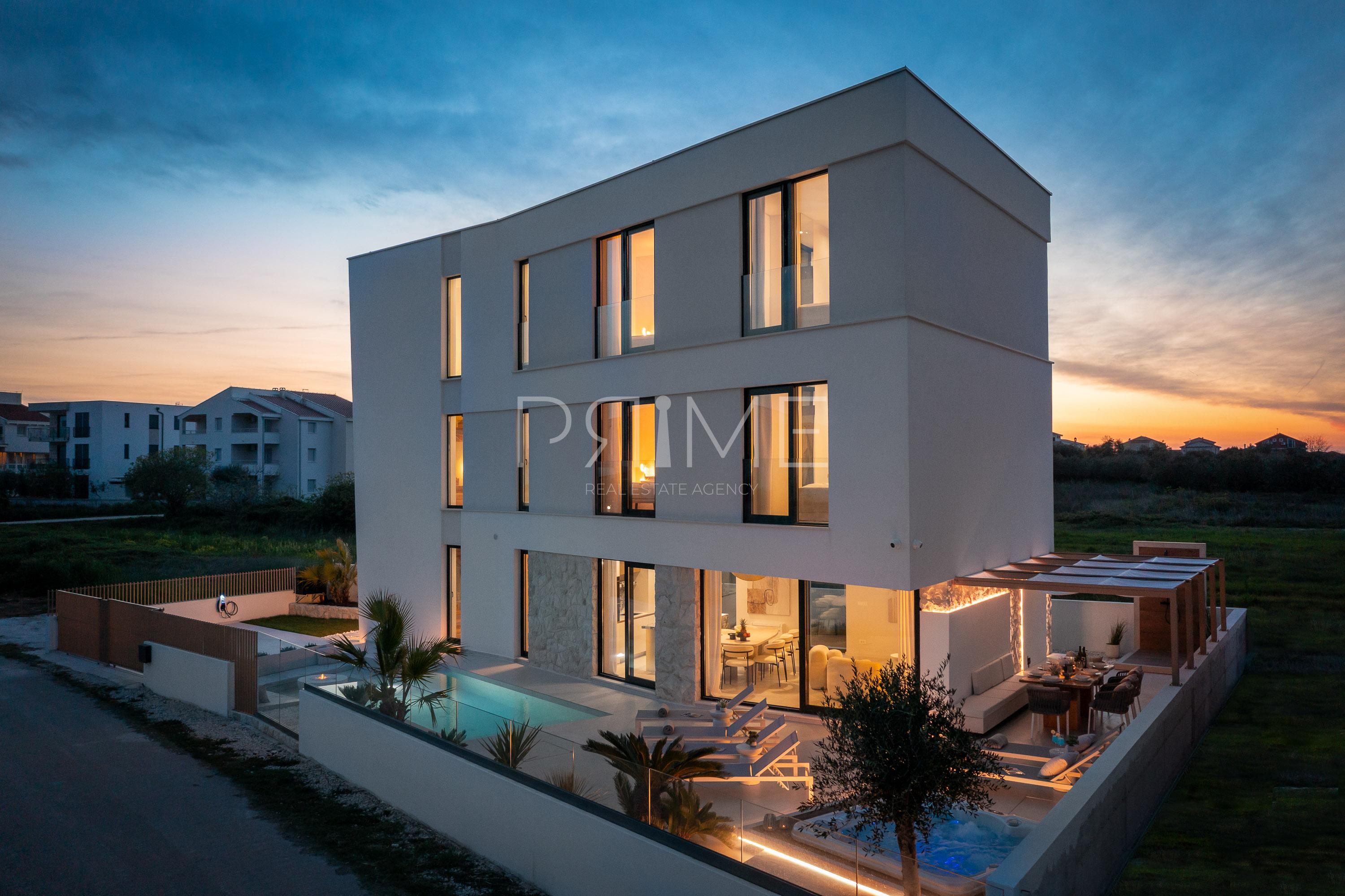 House For sale - ZADARSKA SUKOŠAN