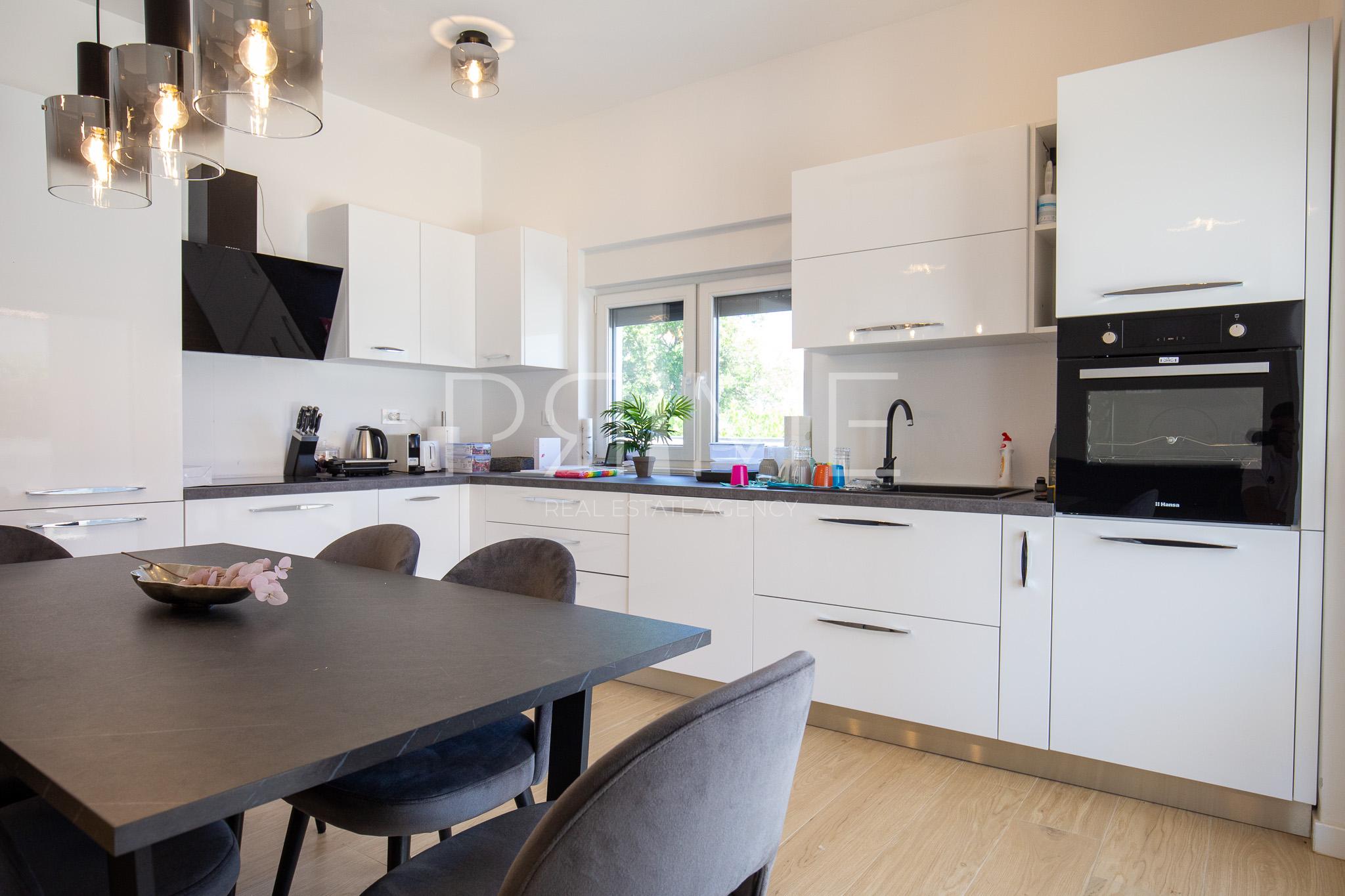 Maison À vendre - ZADARSKA POSEDARJE