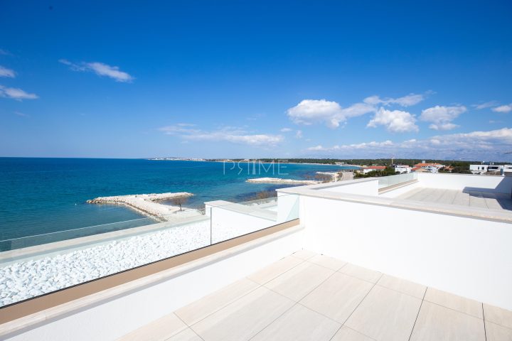 Stan na prodaju 256 m² – Zaton