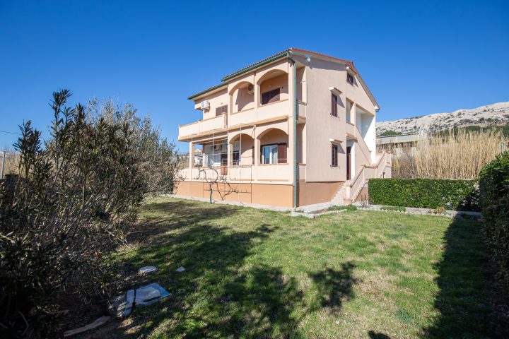 House for sale 384 m² – Pag