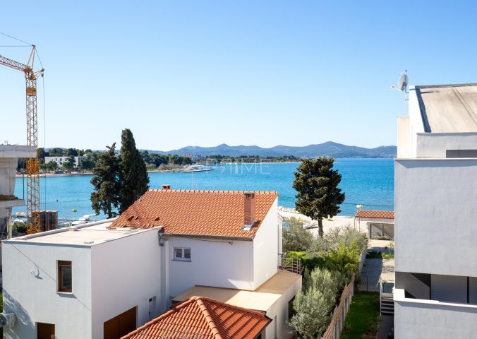 Hiša na predaj 360 m² – Diklo
