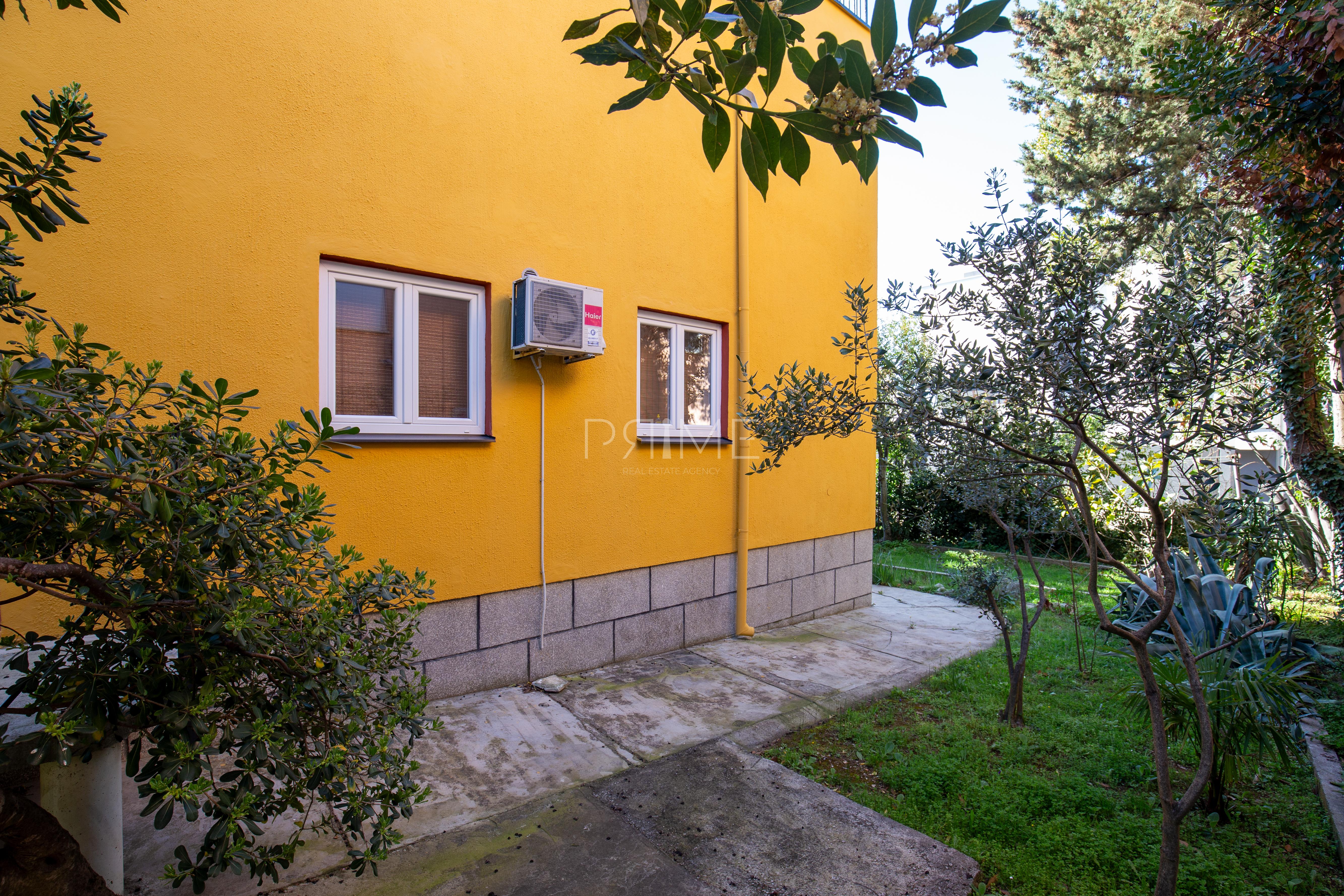 Haus Zu verkaufen - ZADARSKA POLIČNIK