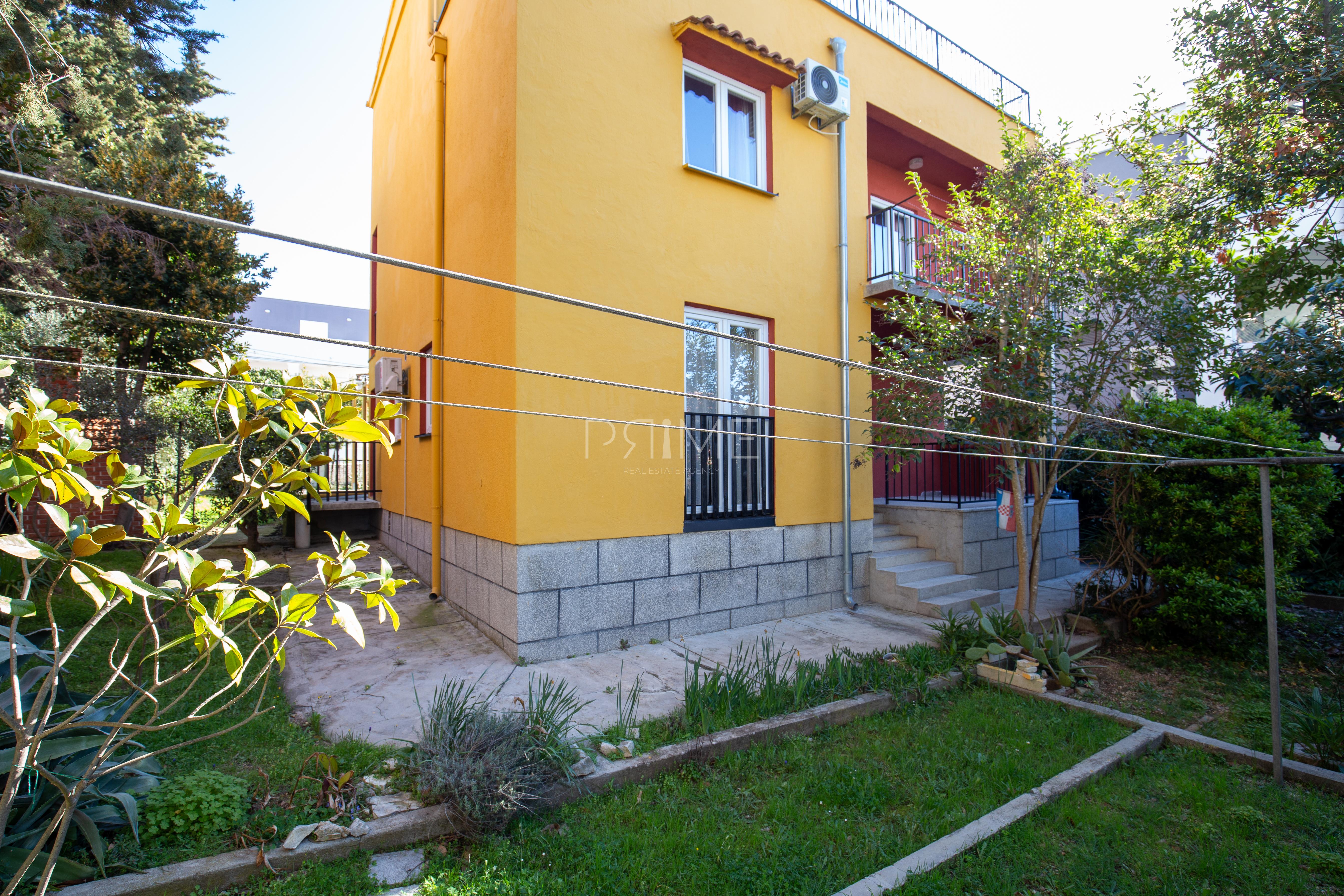 Haus Zu verkaufen - ZADARSKA POLIČNIK